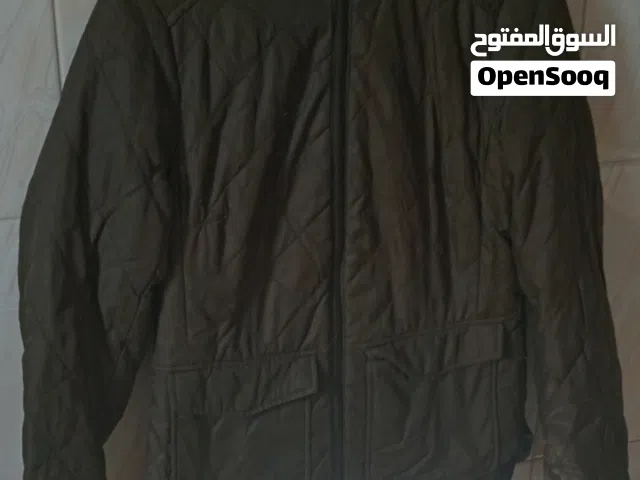 جاكيت زيتي شيك – حالة ممتازة – استخدام بسيط"