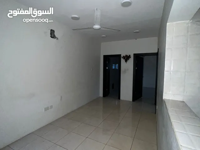 .شقة جديده من غرفتين وصاله ومطبخ وحمام Newly build apartment for rent, 2 rooms, 1 kitchen, 1 toilet.