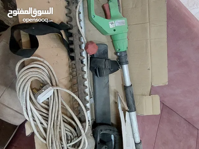 مقص كهربائي للبيع استعمال قليل