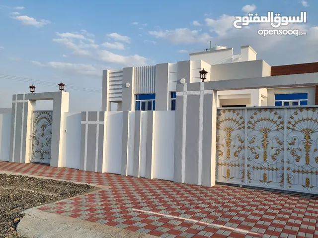 246m2 3 Bedrooms Townhouse for Sale in Al Dakhiliya Sumail