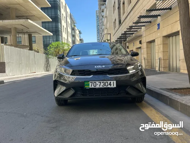 Sedan Kia in Amman