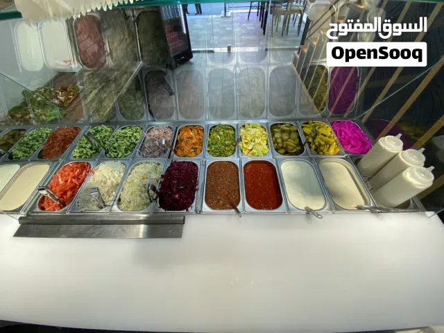 مطعم شاورما جديد للبيع بكامل عدته