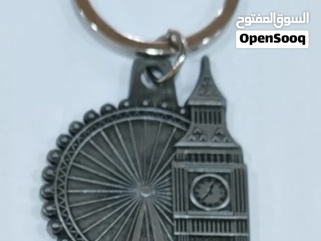 ميدالية معدنية قيمة لها رونق