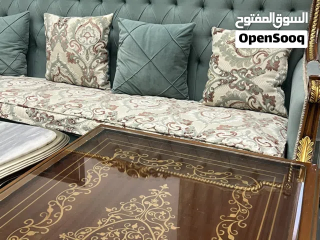 اللبيع صاله جلوس .