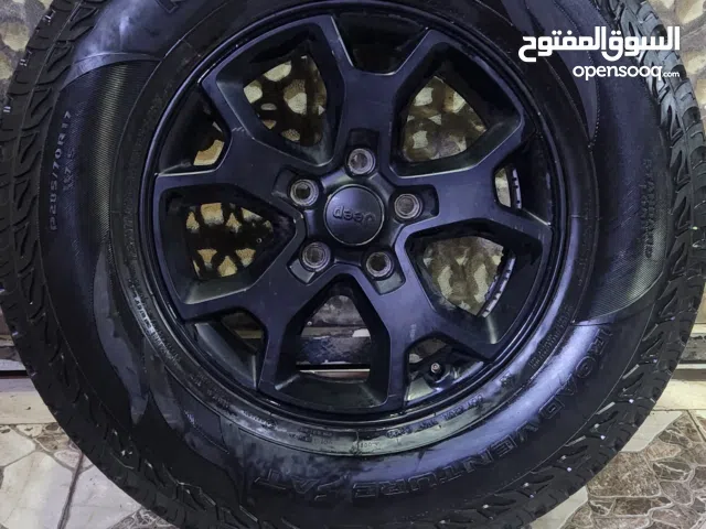 خمس رنقات جيب لانجلر ريبكون  2023 اصليات مع 4 تواير كومهو 285 70 R18