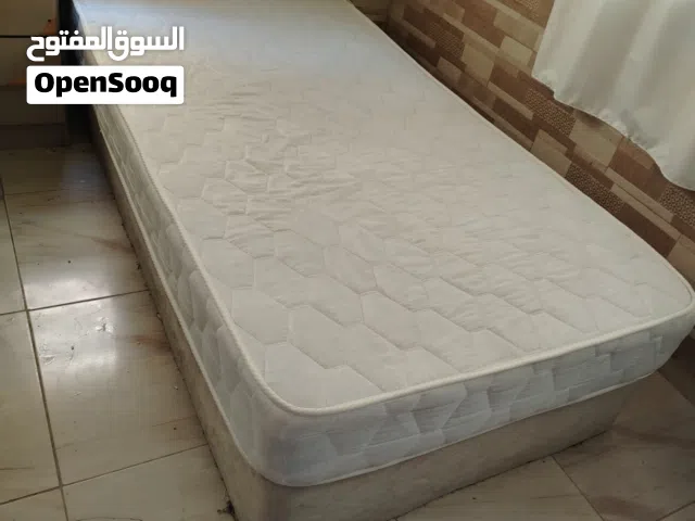 فرشة مفرد اسفنج ضغط عالي بحال الجديد بسعر حرق