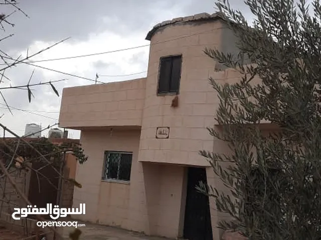 220m2 3 Bedrooms Townhouse for Sale in Mafraq Al-Za'atari