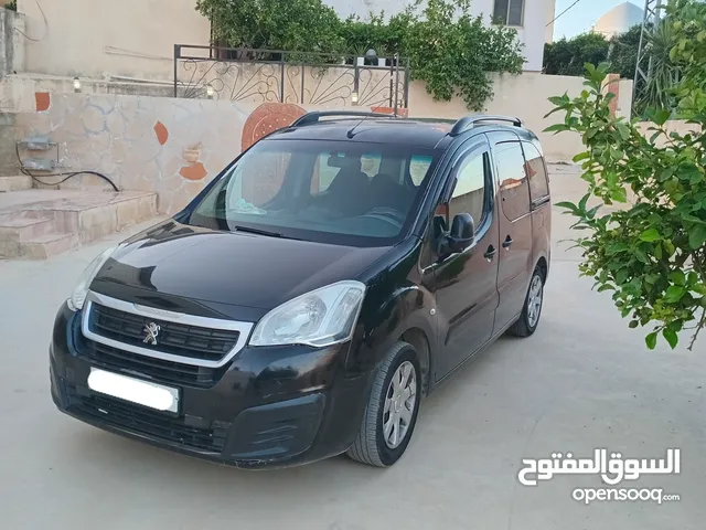 Used Peugeot Partner in Ramallah and Al-Bireh