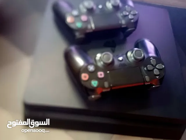 بلاي ستيشن 4 برو مستعمل حاله جيده