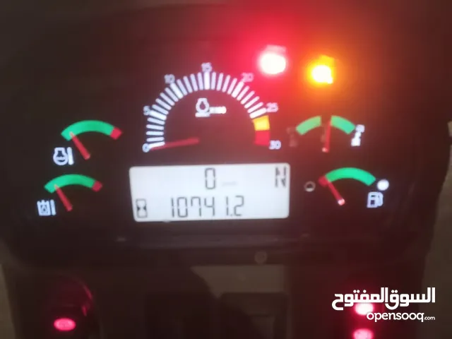 للبيع جريدر كاتربيلر 140M - حالة ممتازة