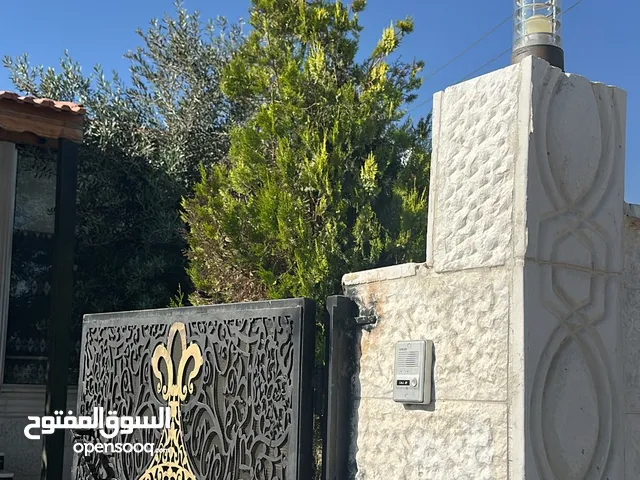 بيت للبيع الجاد فقط .