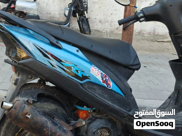 أقدم من 1970 ياماها NMAX