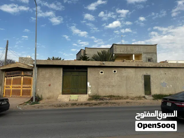 فيلا طريق الملكيه مول عاطريق مقابل الملكيه وسعرها كزيوني