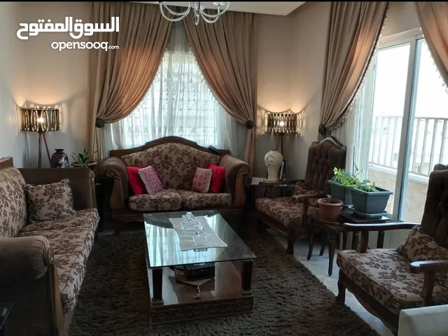غرفة قعدة خشب جيد جدا بسعر ممتاز