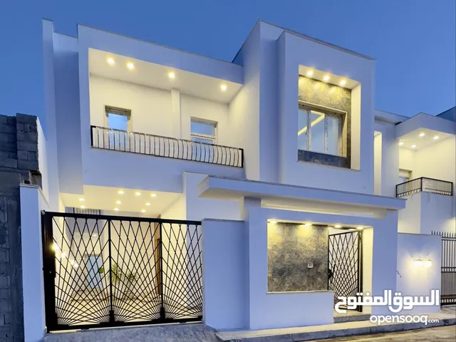 310 m2 5 Bedrooms Villa for Sale in Tripoli Khallet Alforjan