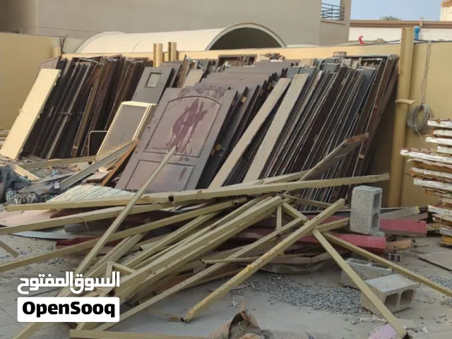 ابواب خشب والمونيوم