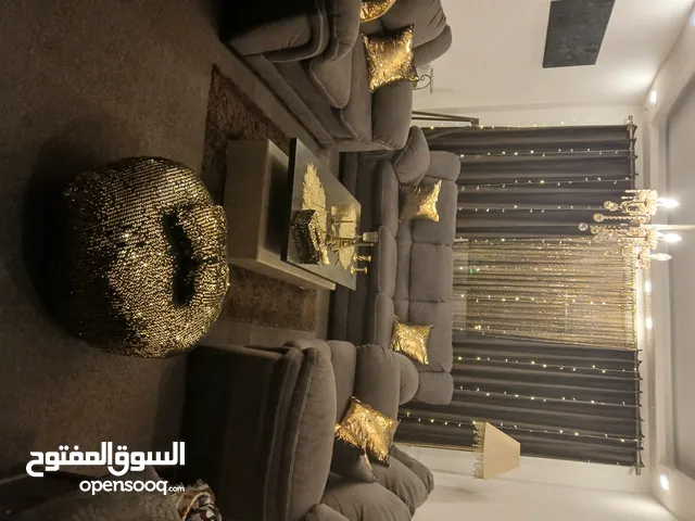 طقم كورنر تفصيل وطقم دب تفصيل مع برداي مع طاولة وسط مع بفه مع سجاده