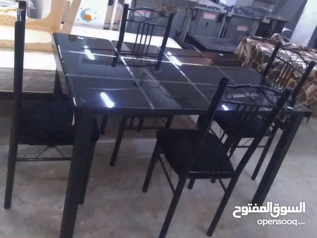 اغراض منزليه متنوعةواثاث  بحالة ممتازة واسعار مناسبه