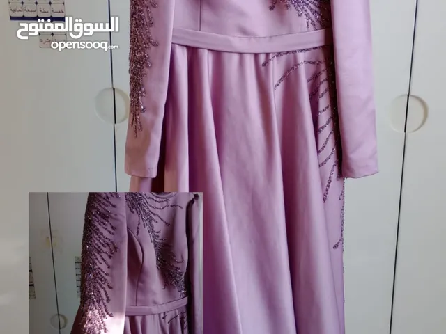 فساتين مناسبات استعمال واحد فقط