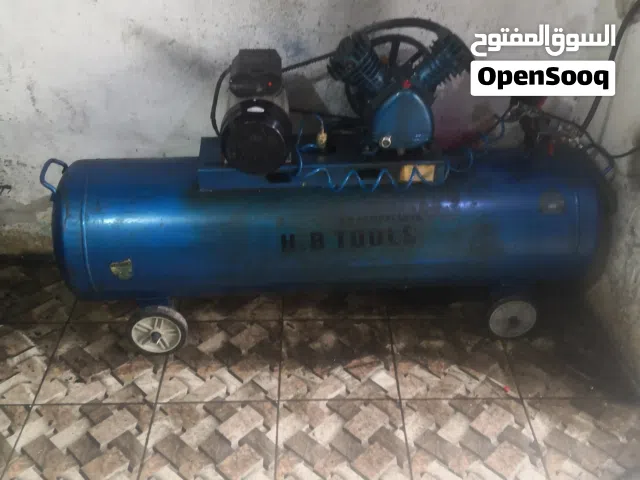 كمبريسه هواء 200 لتر بحال الوكاله ضغط هواء قوي مشاء الله إيطالي للبيع المستعجل!!