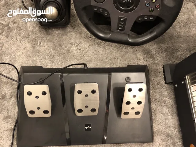 Gaming PC Steering in Tripoli