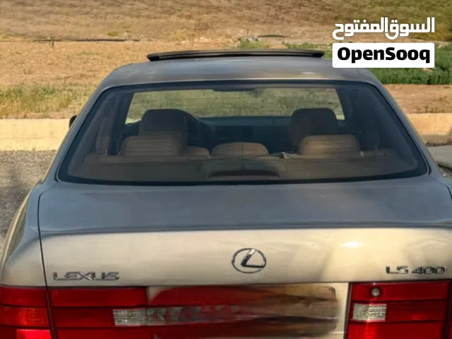 1998 لكزس اخرى