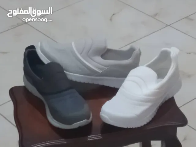 37 Casual Shoes in Algeria