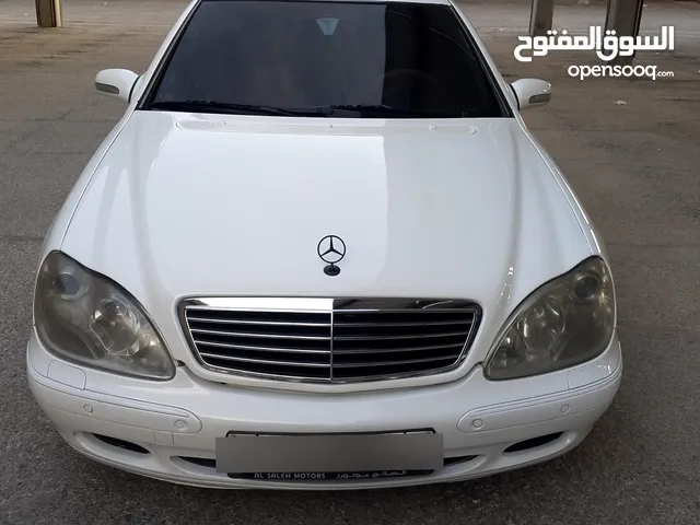 مرسيدس غواصه فل كامل أعلى لون أبيض لؤلؤي للبيع او بدل قرش ونص بطه C200 بكم تاهو برادو طراد لف كامري
