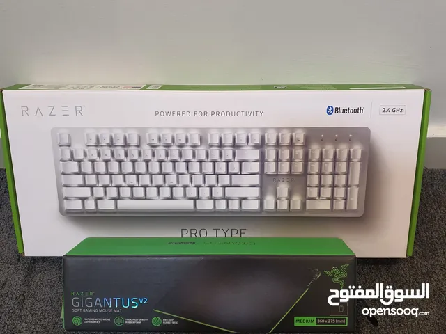 كيبورد العاب من ريزر اللون ابيض