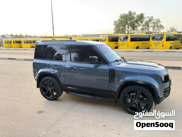 2024 Land Rover Defender 90