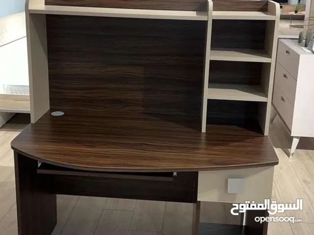 طاولة دراسة تركية سمارت