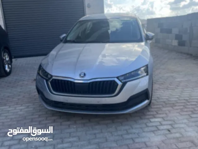 سياره سكودا اكتافيا