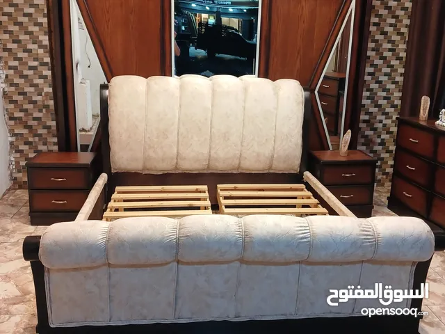 غرفة نوم ماستر تفصيل وكالة الوكالة استخدامها لا يذكر خشب لاتيه و زان وقشرة بلوط فاخرة جدا