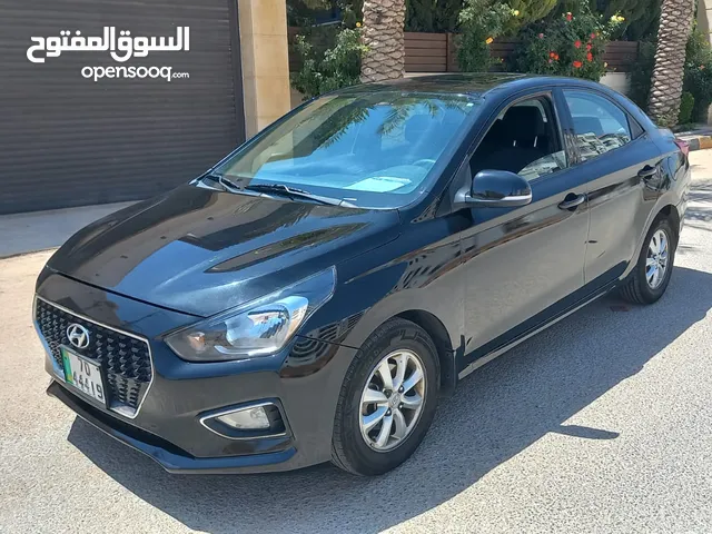 Used Hyundai Reina in Amman