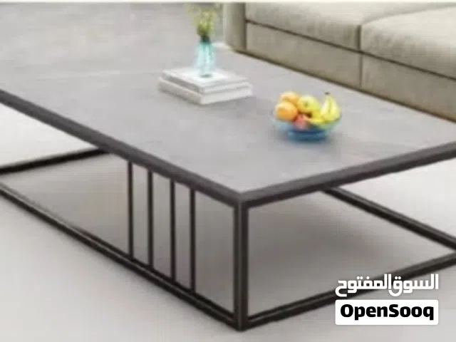 طاوله بحاله ممتازه لم تستعمل