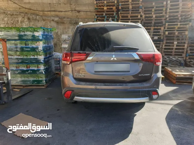 ميتسوبيشي اوتلاندر 2017 تسيير 2019