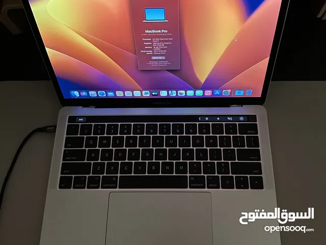 MacBook Pro 2017 i7 16GB
