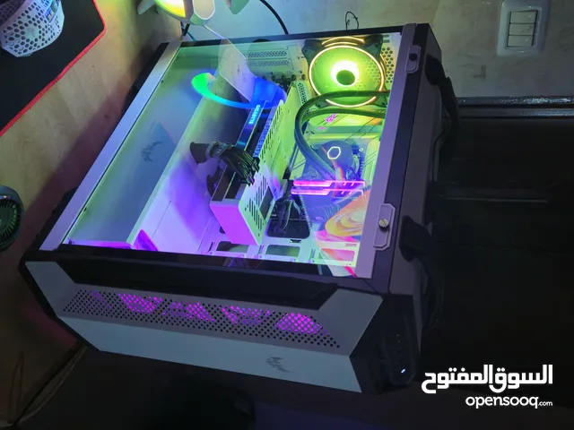 جهاز كمبيوتر gaming مستعمل شبه جديد ولا خدش و الكراتين اغلبها موجود المعني يتواصل