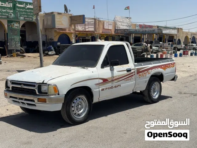1991 Toyota Hilux Standard