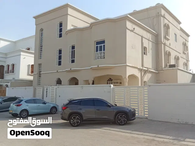 شقة راقية للإيجار – الحيل الجنوبية  Elegant Apartment for Rent – Al Hail South