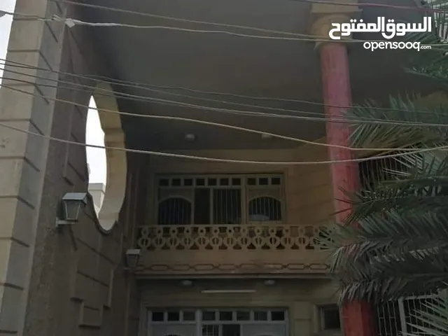 700 m2 5 Bedrooms Villa for Sale in Baghdad Karadah
