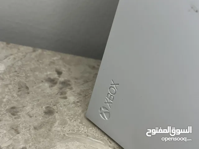 للبيع Xbox Series S – نظافة ممتازة وسعر كسرررر!