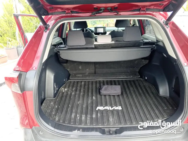 Used Toyota RAV 4 in Mafraq