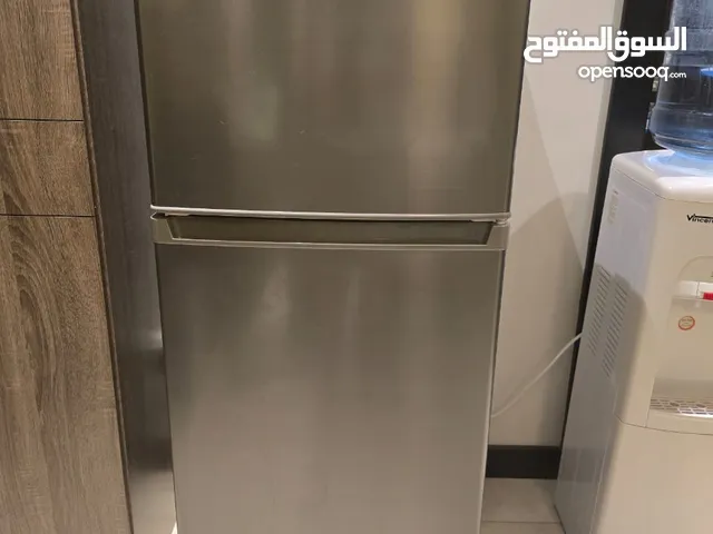 ثلاجة Sharp وخزاين كما بالصورة