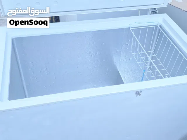بيع فريزر دكسون حجم كبير بحاله ممتازه جدا مع التوصيل والكفاله