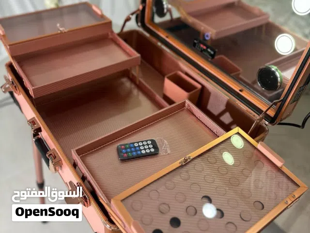شنطة مكياج ترولي
