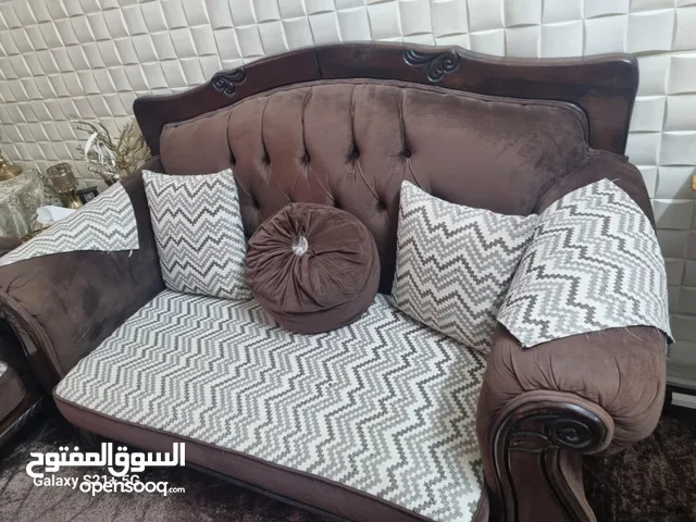 كنب 7 مقاعد.. مستعمل.. بحالة جيدة.. للجادين السعر 100 دينار
