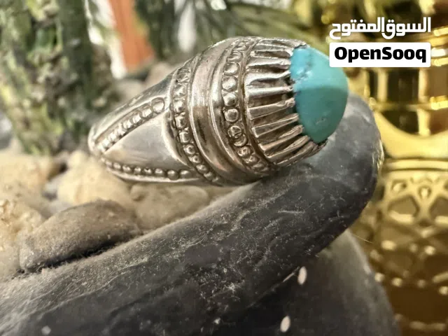 خاتم انيق فيروزي