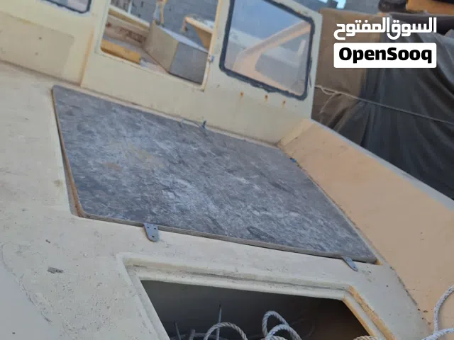 زورق سياحي كويتي