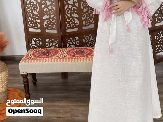 جلابيات وفساتين بتصاميم شعبيه ومودرن